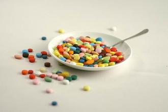 药用辅料市场规模增长，增长快率较快