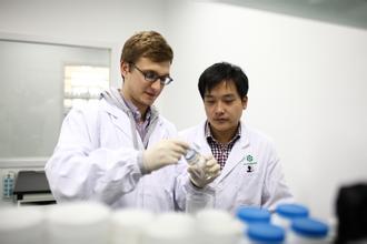 多角度PK审视全球在研新药：未出处谁主导？