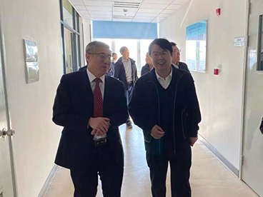 浦东新区管幼军副区长一行10余人光临J9集团现场调研CRO市场及公司业态