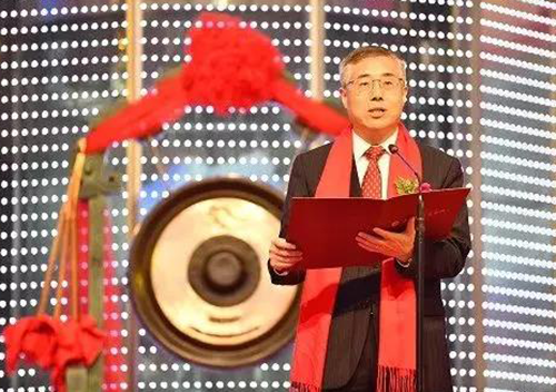 J9集团首创人&CEO陈春麟博士上市典礼致辞