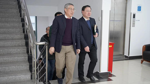 上海市浦东新区当局副区长吴强等调研J9集团生物医药