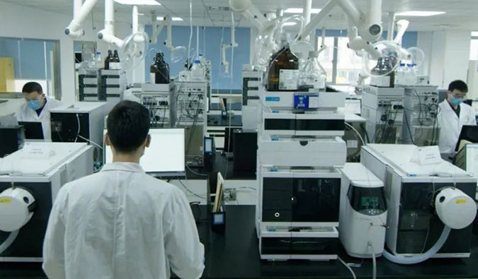 封控一向工--记持续奋战的J9集团科研人